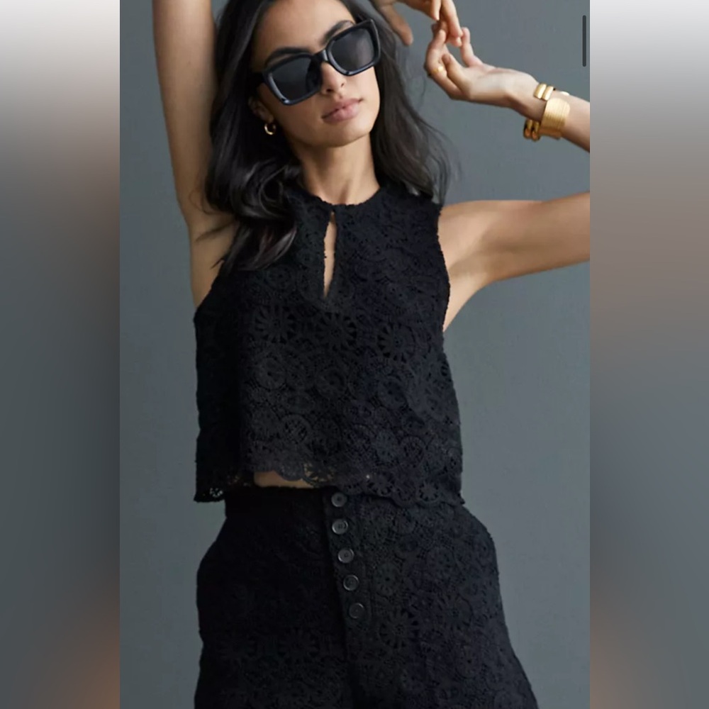 Black eyelet tank top from Anthropologie!! Barely work and good as new 😍